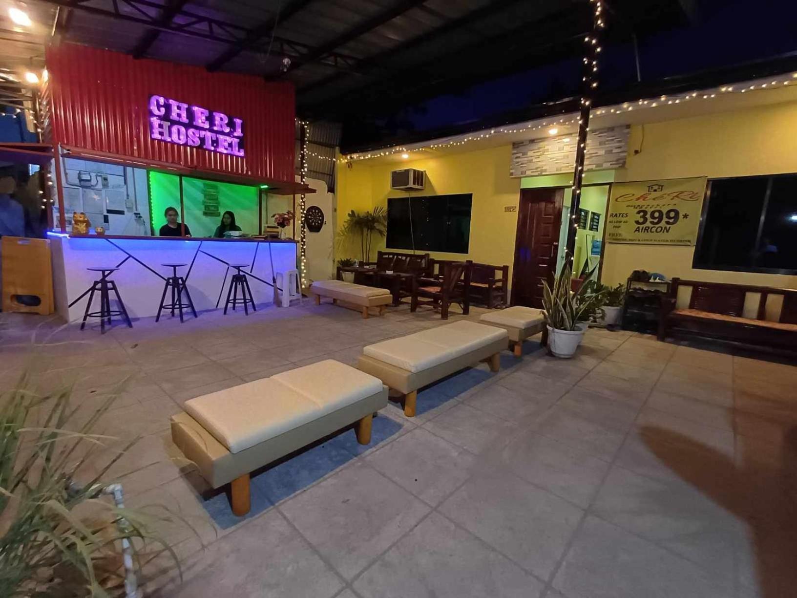 Cheri Backpackers Hostel Moalboal Exterior foto