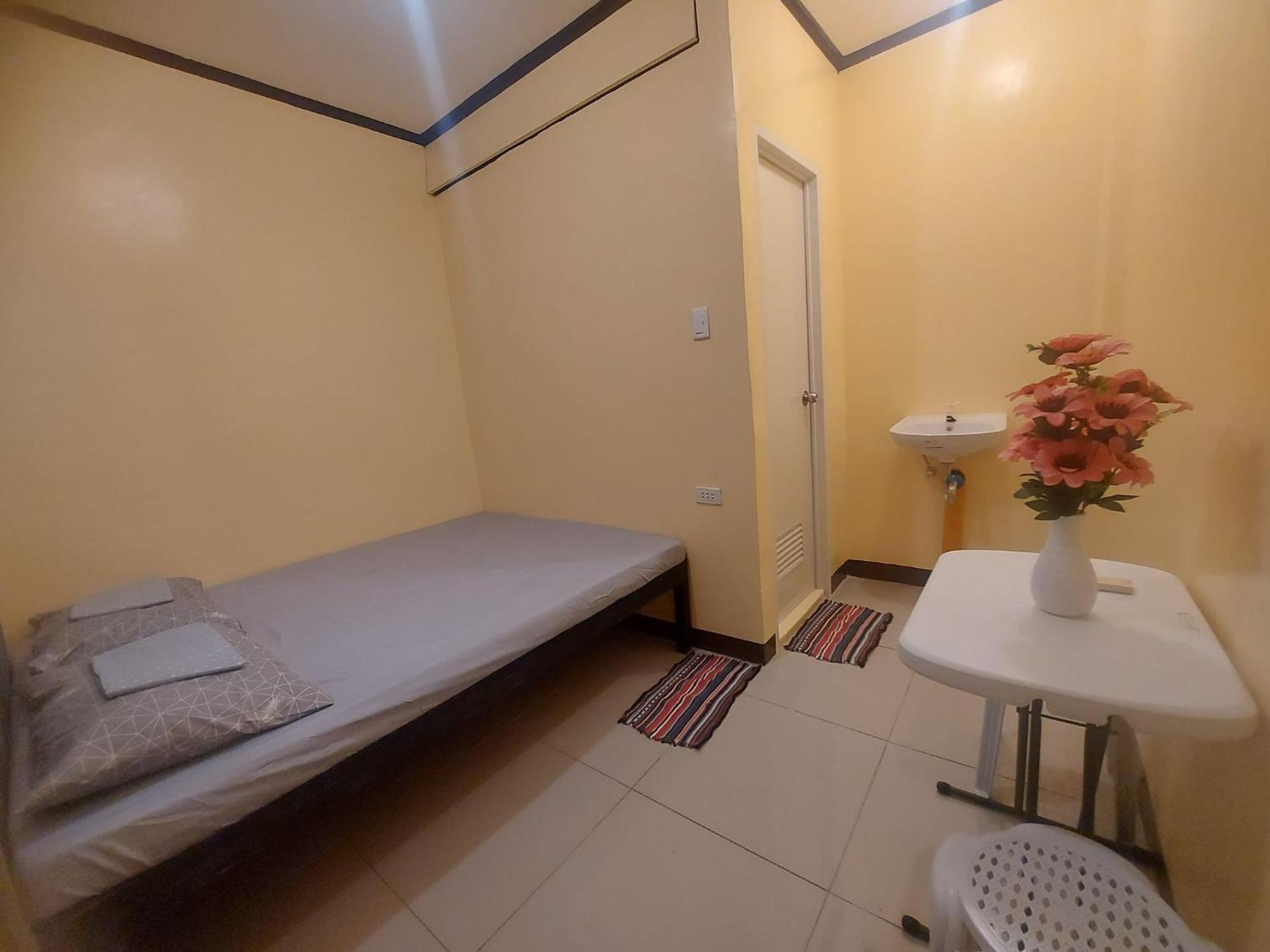 Cheri Backpackers Hostel Moalboal Exterior foto